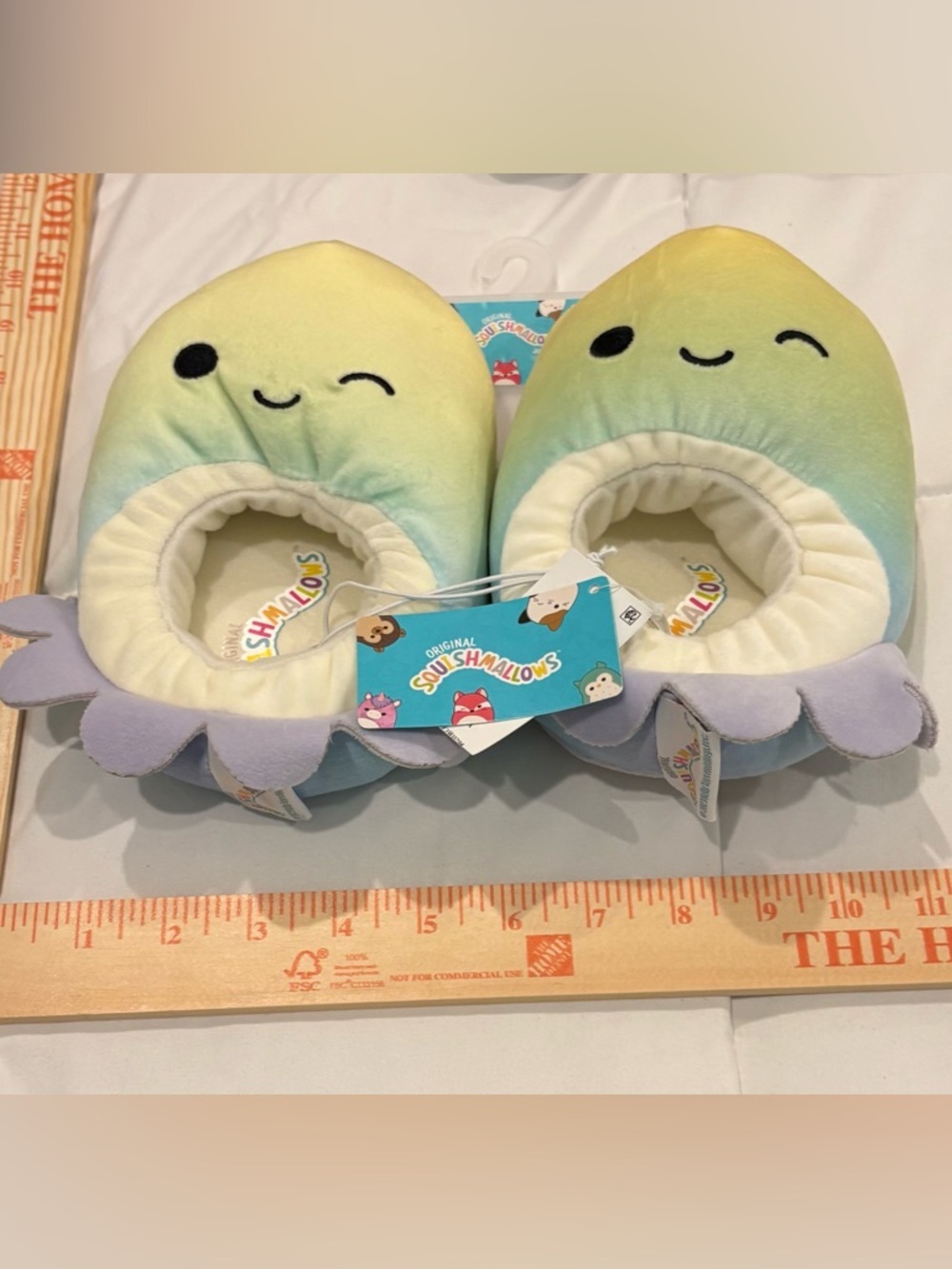Squishmallows Kids Plush Slippers -size 11/12 new with tags octopus